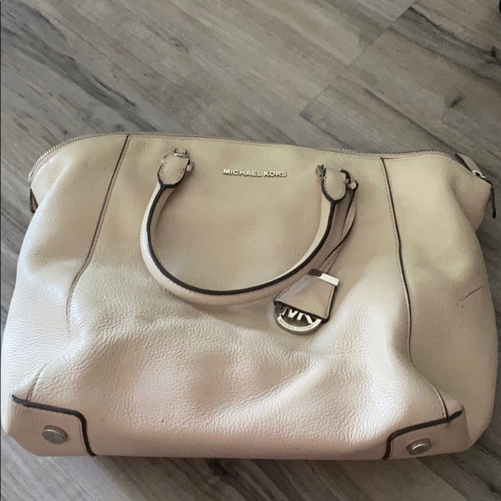Small Michael Kors nude purse
